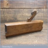 T22443 - Antique 18th century John Green (c.1774-1807) No: 18 round beechwood moulding plane in good used condition. The largest and smallest number sizes are always the hardest to find