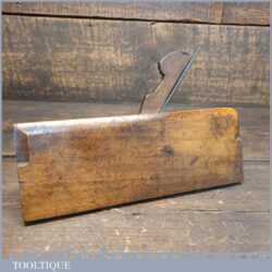 Antique King & Co. Hull (1864-1861) 5/8” Side Bead Beechwood Moulding Plane