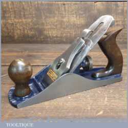 T22547 - Vintage Record No: 04 smoothing plane, fully refurbished and in good used condition, ready to use.
