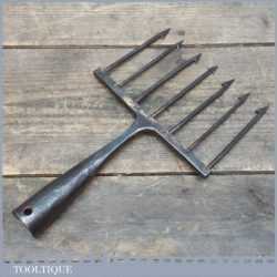 Early Antique 10" Barbed 7 Prong Eel Spear Head - Blacksmith Made