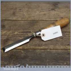 Vintage 1” Wide Cast Steel Bevel Edge Chisel - A Hildick Of Sheffield