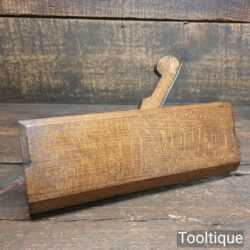 T22752 - Antique 18th century Mutter (1766-1811) No: 13 round beechwood moulding plane in good used condition