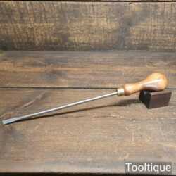 Vintage Cabinet Maker’s Beechwood Handled Spindle Blade Turnscrew Screwdriver