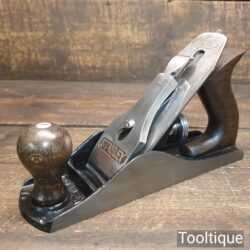 Vintage Stanley England No: 4 smoothing plane, fully refurbished and in good used condition, ready to use.