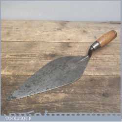 Vintage WHS Hunt And Sons Bricklayers Trowel Measuring 11 Inches