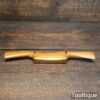 T24081 - Vintage beechwood spokeshave with 3” cutter, in good used condition and ready for use