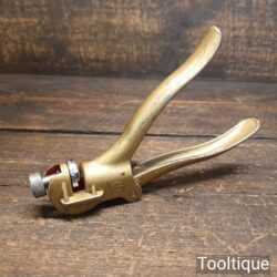 Vintage Somax Japan Saw Set - Good Condition Ready To Use