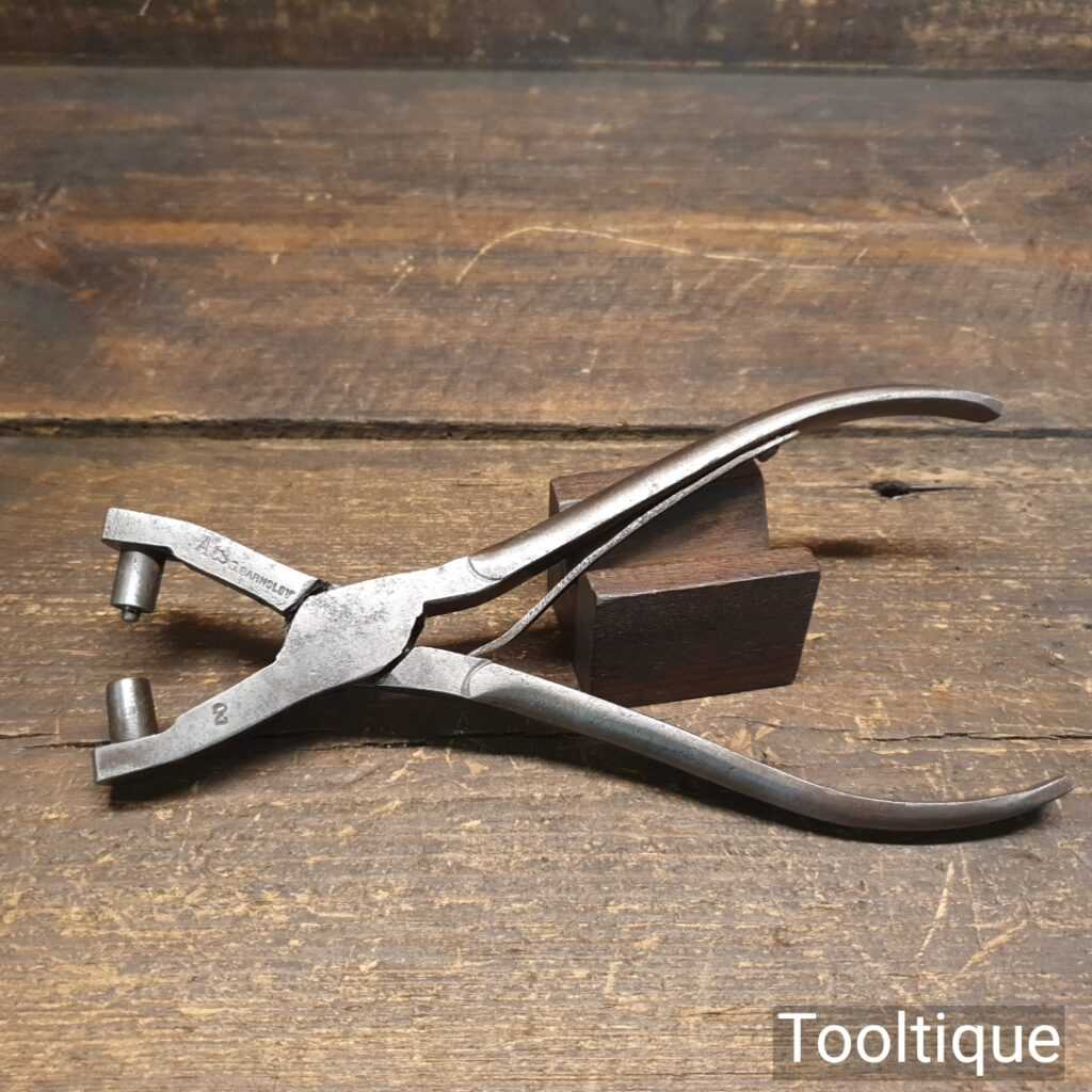 Vintage George Barnsley Shoemaker’s Box Jointed Eyelet Closing Pliers - Good Condition