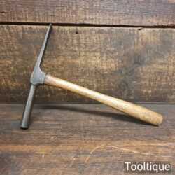 Vintage Cobblers Heel Hammer With Wooden Handle - Good Condition