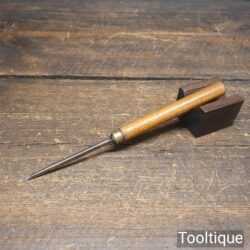 Vintage JB Addis 3/32” wide flat firmer chisel with slender beechwood handle in good used condition The chisel has been checked to ensure the tang is seated properly and the handle is solid and fit for use. All refurbished chisels are water cooled during the sharpening process to ensure the tempering is not affected.