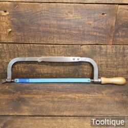 T25091 - Vintage Eclipse No 60b Sheffield hacksaw with beechwood handles, in good used condition.