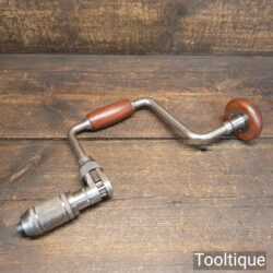 Vintage Stanley No: 78 carpenter’s ratchet brace with beechwood handles and a 10” swing in good used condition, refurbished ready for use.