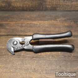 Vintage US WW2 HKP Parrot Beak Wire Cutters Dated 1944 - Good Condition