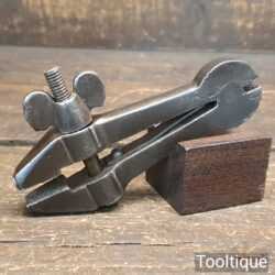 Vintage WWII Cast Steel Brindley 1942 Hand Vice Broad Arrow - Good Condition