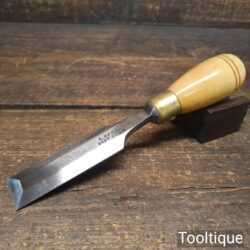 T26010 - Vintage I. Sorby carpenter’s 1 ³⁄₁₆” bevel edge palm chisel with ash handle in good used condition, fully refurbished sharpened and honed ready for use.