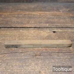 Vintage 6 ½” x ¹⁹⁄₃₂” Natural Fine Washita Slip Stone - Good Condition