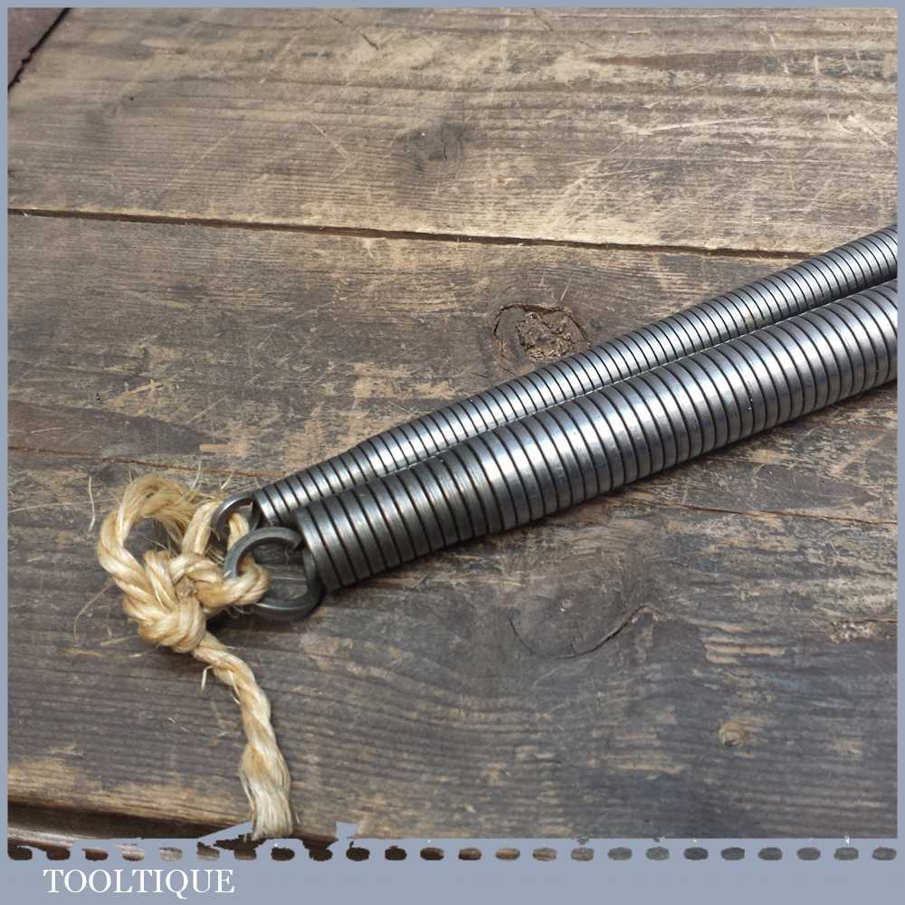 Plumbers ½” & ¾” Vintage Internal Flexible Plumbing Pipe Bending