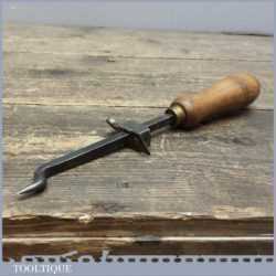 Vintage Tin Can Opener In Good Condition - Kitchenalia