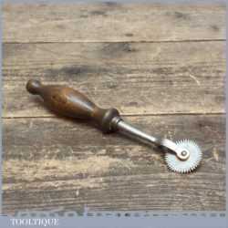 Vintage Ornate Leatherworking Pricking Wheel - Good Condition