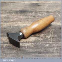 Small Vintage Cobblers Edge Iron Tool By Signal For Leatherworking