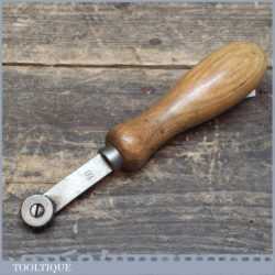 Vintage Leatherworking No: 10 Fudge Wheel With Beech Wood Handle