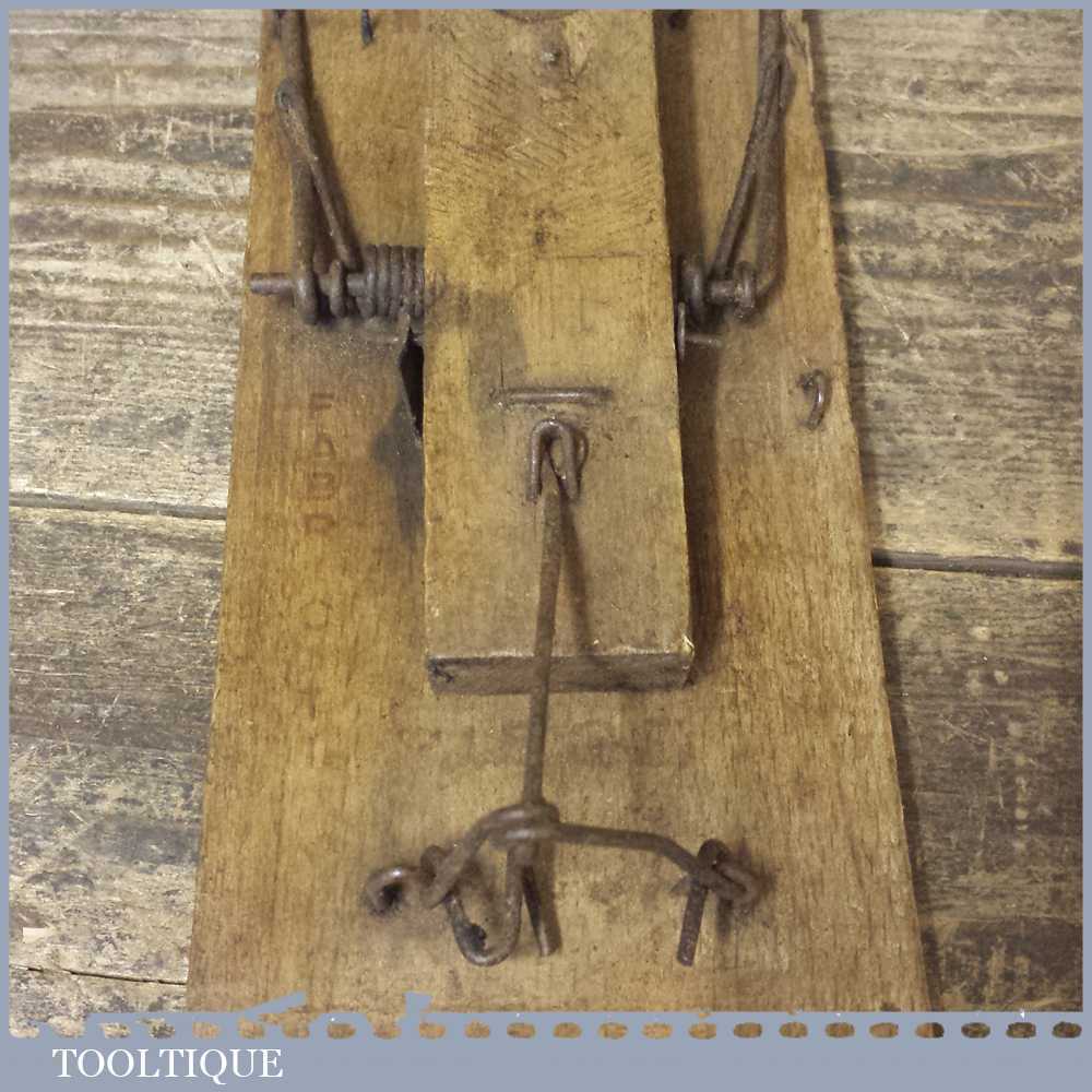 Antique Mouse Trap With Spring Mechanism Rare Survivor Decorative