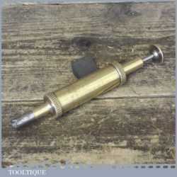 Vintage 6 ½” Automotive Brass Wakefield Quick Release Grease Gun PAT No: 31157L