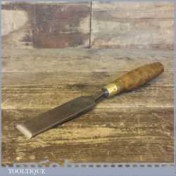 Large vintage 1 ½” wide carpenters firmer chisel by William Smith & Co of Sheffield