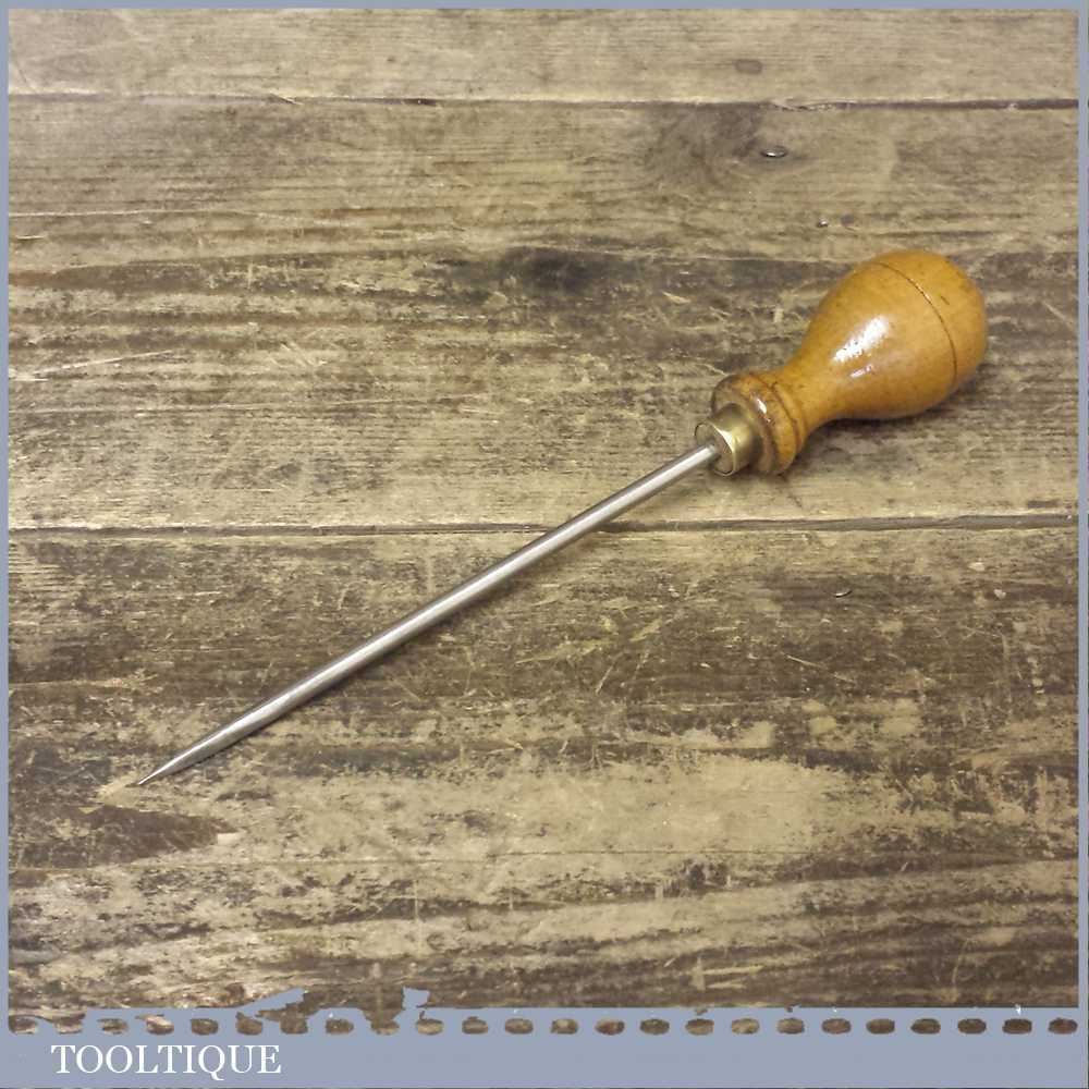 Vintage Long Leatherworking Awl With Nice Shape Handle Good Condition