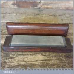 Vintage Natural Fine Oil Stone In Nice Mahogany Box - Good Condition