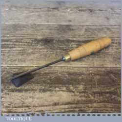 Vintage 3/16” Henry Taylor Acorn Wood Carving Straight Gouge Chisel - Sharpened