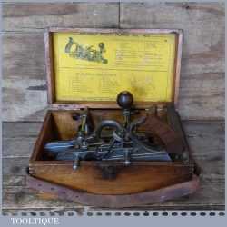 Vintage Record No: 405 Combination Plough Plane And Cutters - In Original Box