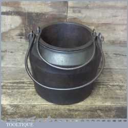 Vintage Cast Iron No: 5 Glue Pot - Good Condition
