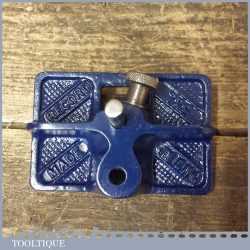 Vintage Record No: 722 Small Router Plane - Fully Refurbished