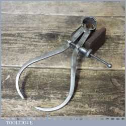 Vintage 7” Moore & Wright Outside Sprung Dividers - Good Condition