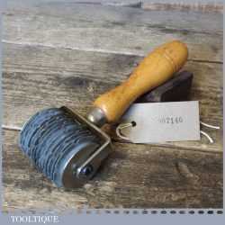 Vintage 2” Wide Check Graining Roller Tool By Ridgely Of England - Good Condition