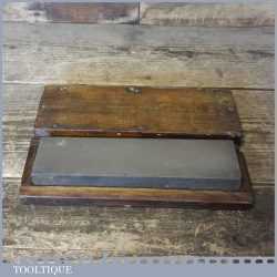Vintage Carborundum Medium Grit Oil Stone In Wooden Box - Good Condition