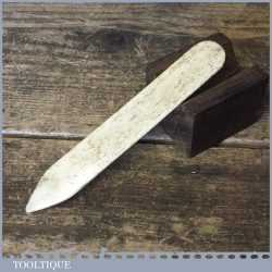 Vintage Upholsterers Bone Craft Tool For Creasing And Folding - Good Condition
