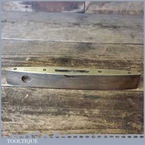 Vintage 9” Fruitwood Brass Spirit Level With Clear Bubble - Good Condition Vintage 9” Fruitwood Brass Spirit Level With Clear Bubble - Good Condition