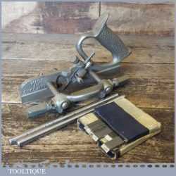 Vintage Record No: 044 Combination Plough Plane With 7 No: Cutters