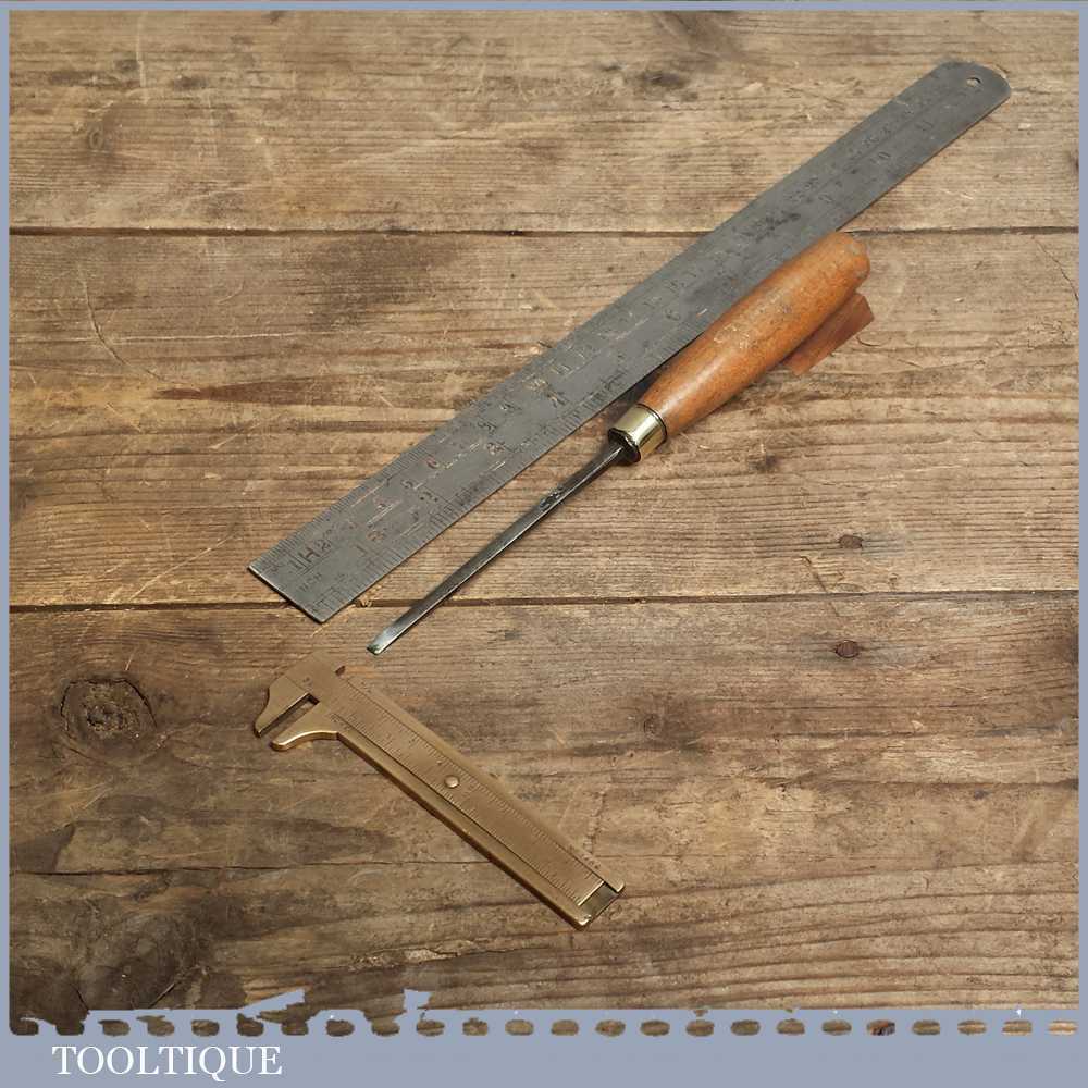 Vintage 3/16" Wide Straight Shallow Gouge Woodcarving Chisel By C. HILL