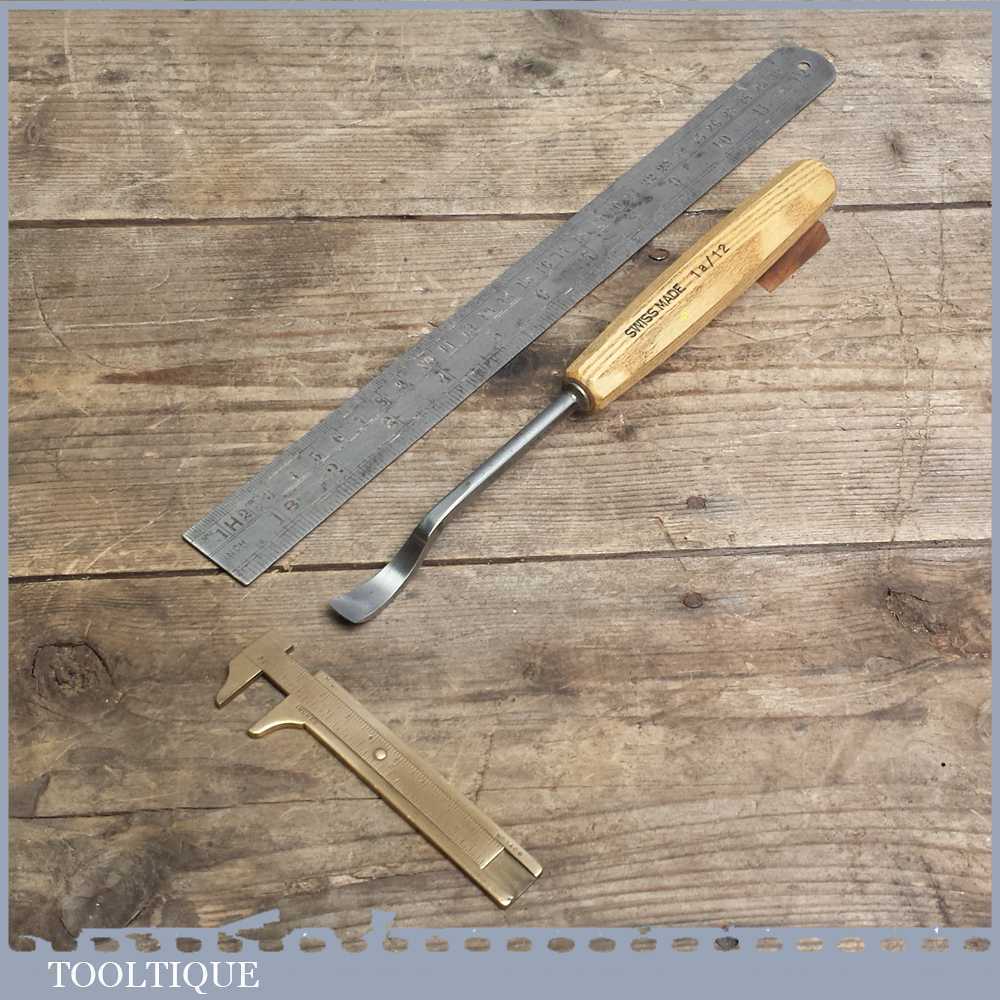 Carving chisel by Pfiel of Switzerland - Original Pfiel Handle