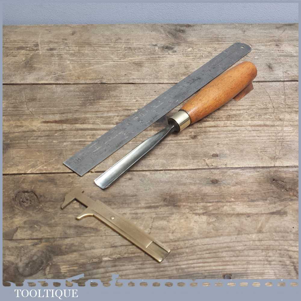 Large Vintage 11/16" Wide Straight Gouge Carving Chisel
