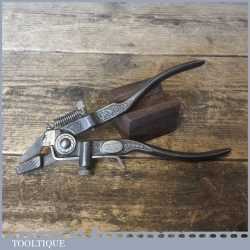 Vintage CK Tools Germany Saw Set - Good Condition