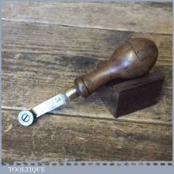 Vintage Pascoe London No: 14 Leatherworking Fudge Wheel - Beech Handle
