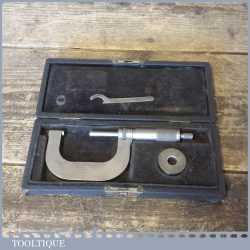 Vintage Boxed L S Starrett & Co External Micrometer No: 213 Complete