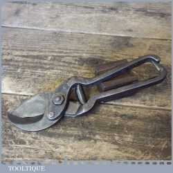 Vintage Heavy Duty 9” Parrot Beak Sprung Loaded Secateurs - Good Condition