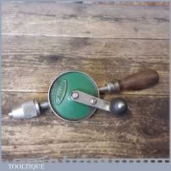 Vintage Fabrex No. 401 single pinion egg beater hand drill cleaned and oiled ready for use and in good used condition.