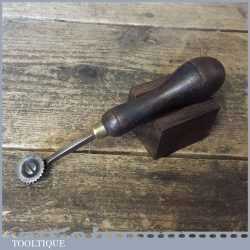 Vintage George Barnsley Leatherworking No: 10 Fudge Wheel - Good Condition