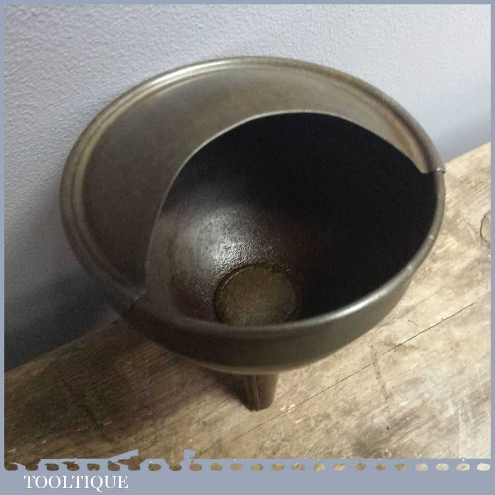 Vintage 4″ Wide Oil Can Funnel – Old Mechanical Tool